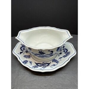 BLUE DANUBE Round Gravy Boat with Attached Underplate Made in Japan